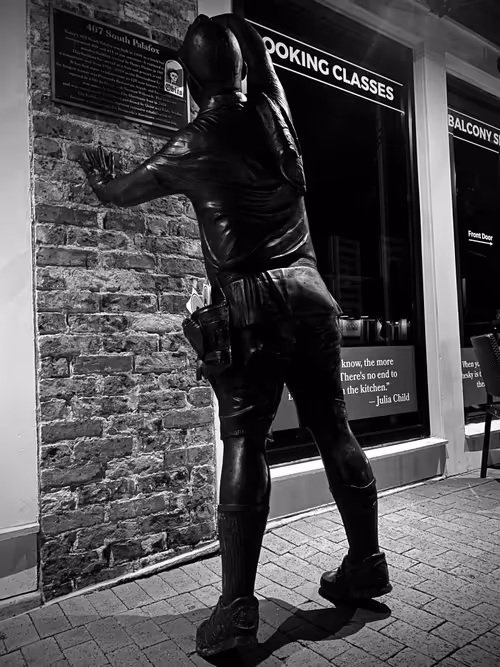 Item #19000000000000000009 Media