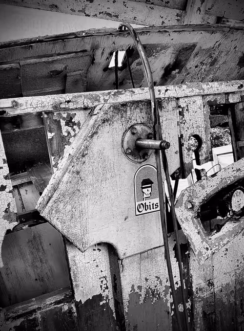 Item #17000000000000000000 Media