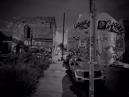 Item #18000000000000000007 Media