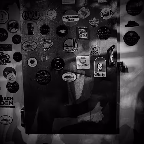 Item #22000000000000000006 Media