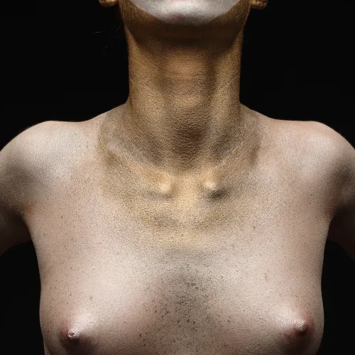 Close-up V