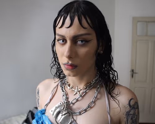 Zora Posts