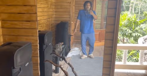 Item #51582083121382664754572266337257696728237193355148908677881965574864855105579 Media