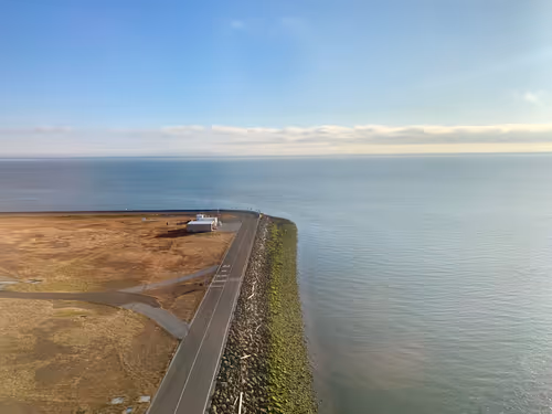 Item #30037239612693984447538656678974117090855642885738858983649834166958412671347 Media