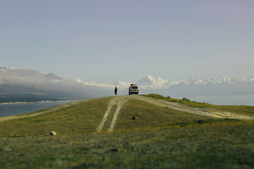 Item #74560649326607298578853393268143794665781666052470848563380919847350492463105 Media