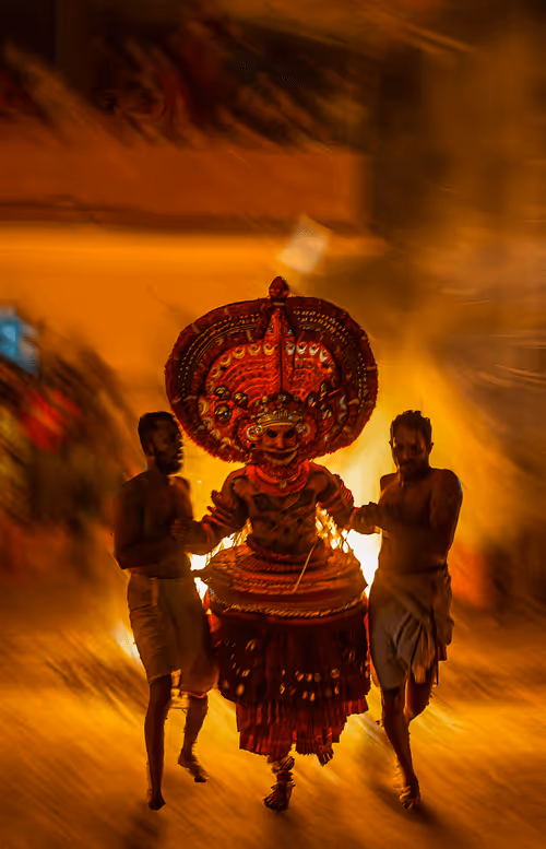 Item #19336824291871591556286260799309526990689001560972622645447067374364940828673 Media