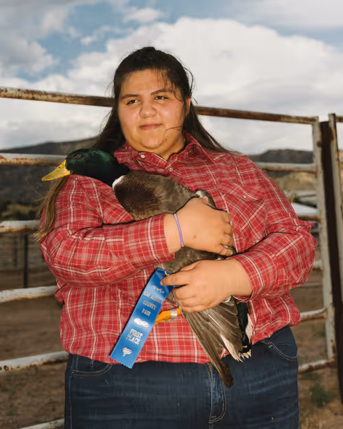 Item #109806160763287269054445930967436506393505317545733357915234866670954761682945 Media