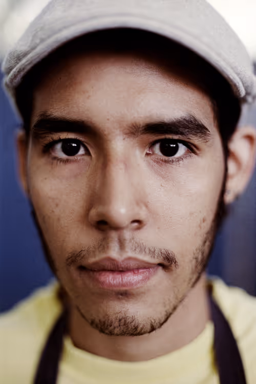 Item #36502500579981980524032430081347617176099535031936793309276567539581647323137 Media