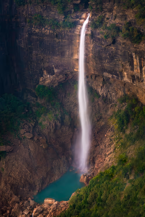 Item #21220469228534161722966740220047830052013954901573509815299023103935188566017 Media