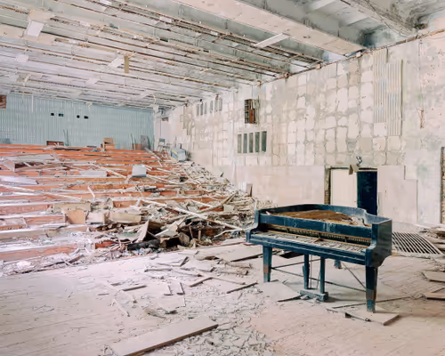 Item #48137969834760964202008615445069010109172114455099533143483873175141200429057 Media