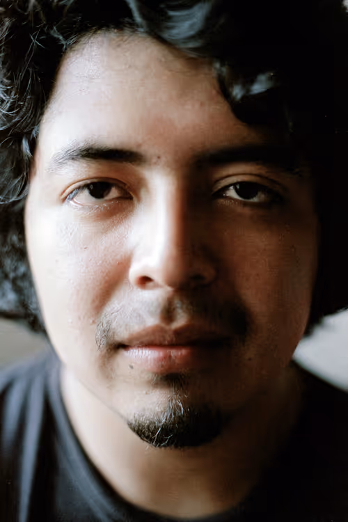 Item #36502500579981980524032430081347617176099535031936793309276567549477251973121 Media