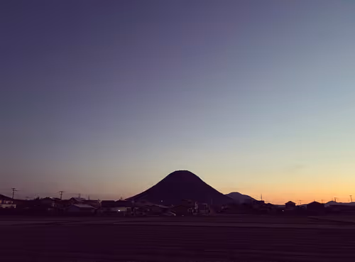 Item #35577743412648950641397090680549926527746047324533756450210215961477754388481 Media