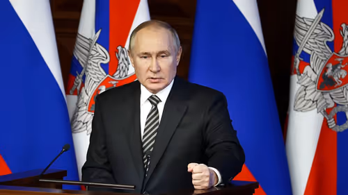 Item #42428629845434028582321333613158936966584713406096461895509428608777051963393 Media