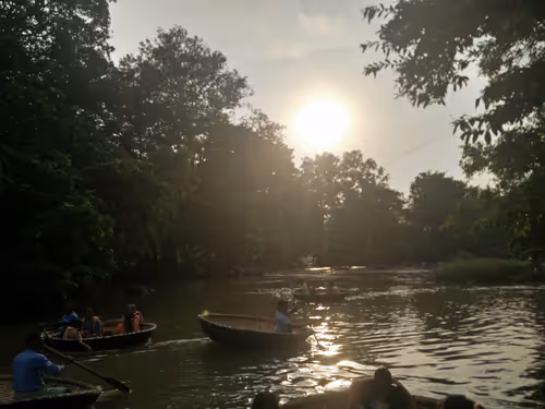 Item #35163100553252135629618575143351731354868618321771378884589416405903029043201 Media