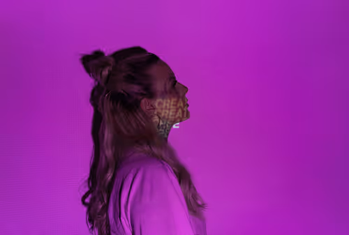 Item #76431782257273330692581047290222378292869117090042347173899293211232254820353 Media