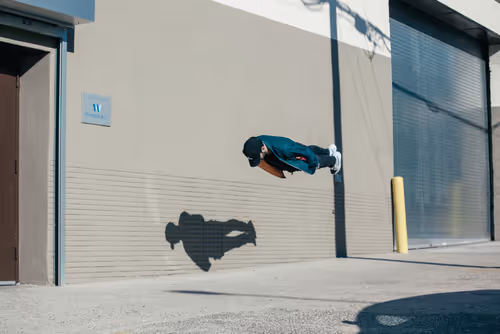 Item #17236629451747294807737001379297884766294275287106215027979615293932560187393 Media