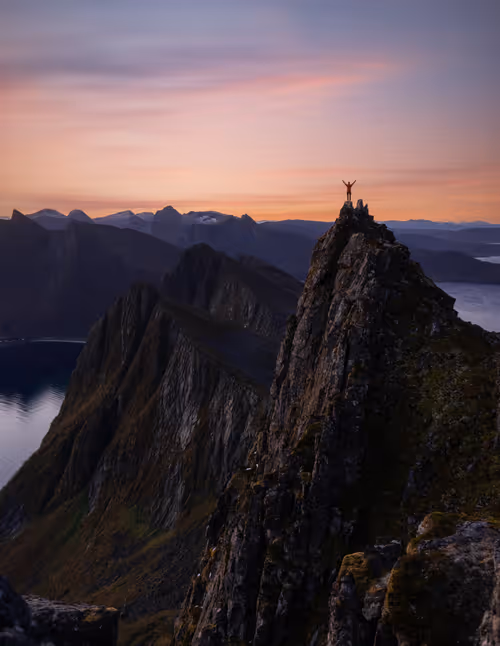 Item #72651886882207206539966383415555664124556444317113885039601297118337968373761 Media