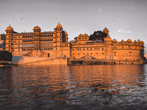 Item #27096896205072793537390130549094105159350559485671364885644222974902298214401 Media