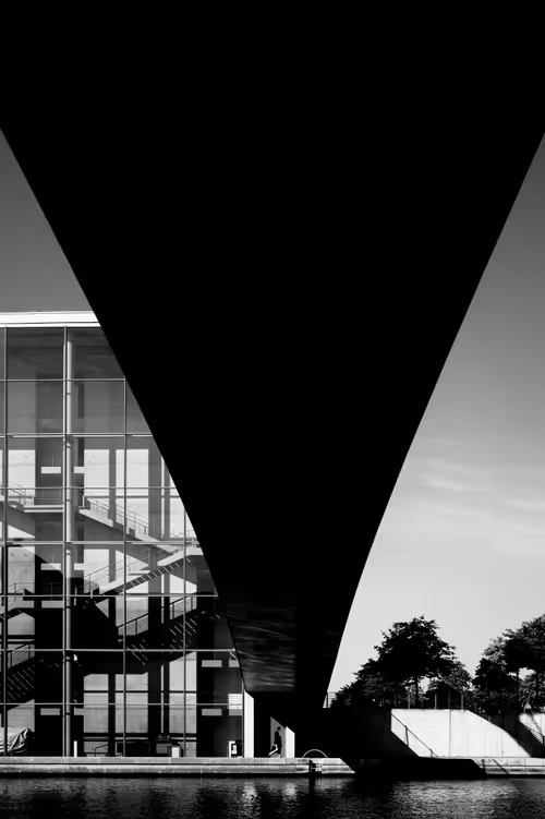 Item #28590313809666497594064315683062951015397747362269757198483142351123164168193 Media