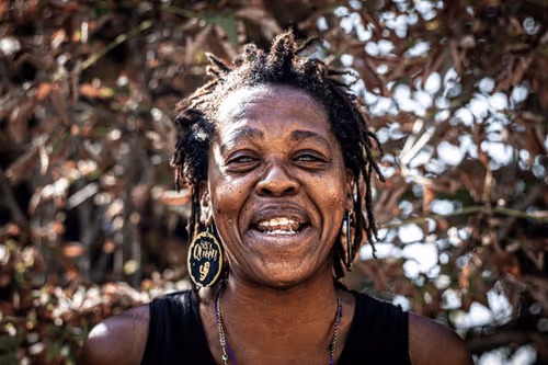 Item #17142145386939688307027012159158073836589310440438294776247006172902345146369 Media