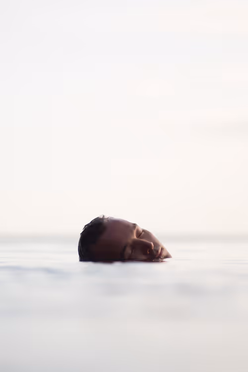 Item #113106517295801719263541253605561877557080643982296006819616818970688198017025 Media