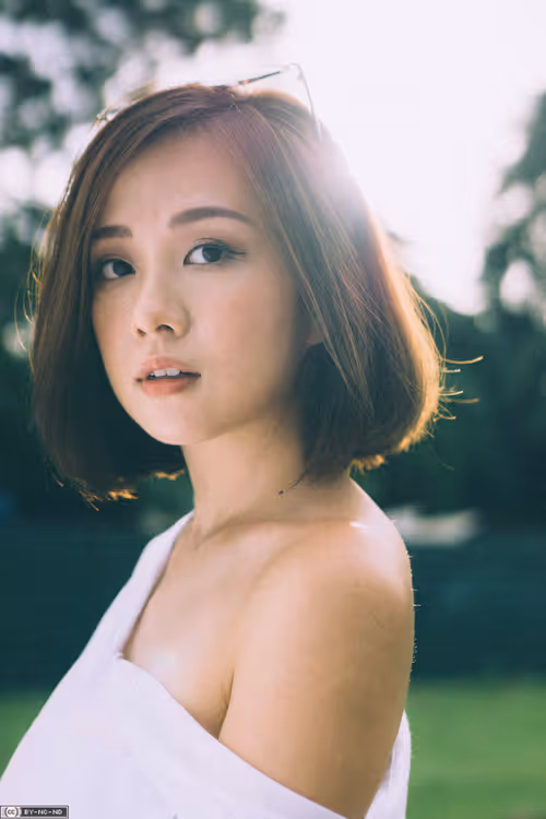 Item #80080116344080386356476037523916966819395511418422021491750937048487439630337 Media