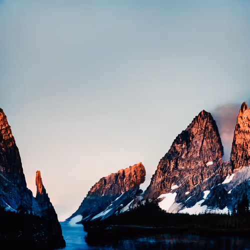 Item #65237293175824792651398132433737527652141912420412698679495681211356099379201 Media