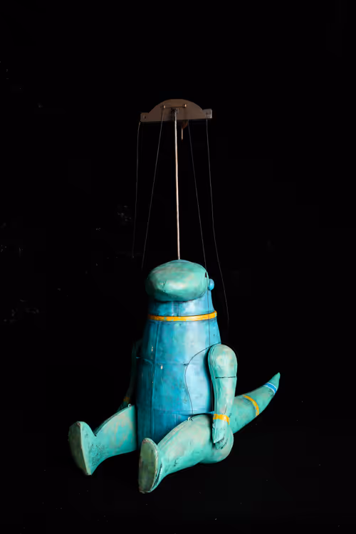 Item #57804796688855264026974714255100123256465046152350675403876709486244843749386 Media