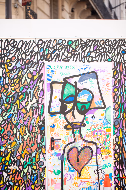 Item #61960952514889346760449470368432039188831314853928054178511783158131619528705 Media