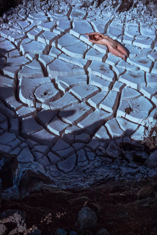 Item #83332782865168099246111470793904216784049773190563389119764666145410073493505 Media