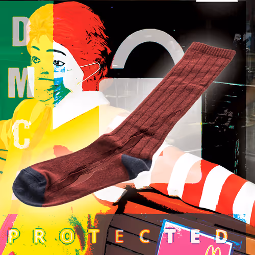 Item #3911286487582895206971045412240064582333187219942464579549490979080186626049 Media