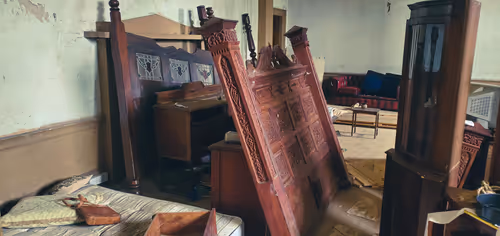 Item #13473500973687785898796463285955460631407349614781281766798596515702971039745 Media