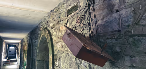 Item #13473500973687785898796463285955460631407349614781281766798596509105901273089 Media