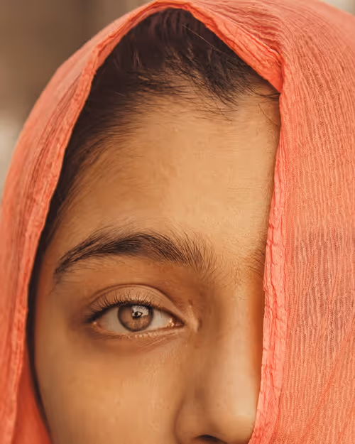 Item #56509937248162554376384143004007677956720294151167803491951490097790763139073 Media