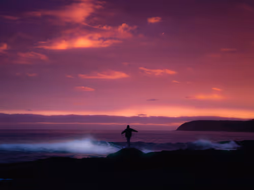 Item #74560649326607298578853393268143794665781666052470848563380919849549515718657 Media