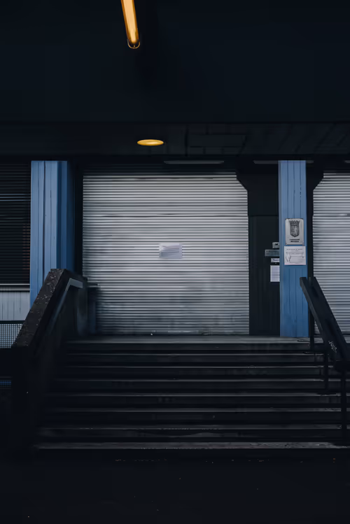 Item #23345795810903868231652403688740103220345073387888217764952747022674582044673 Media