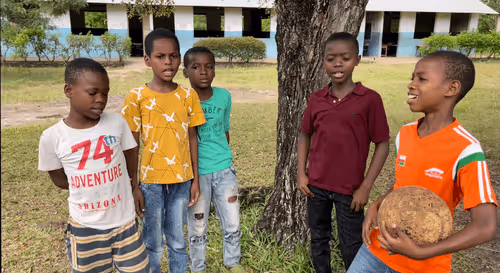 Item #56530305856873044538432398284863534629258124797706589154643470583581401677825 Media