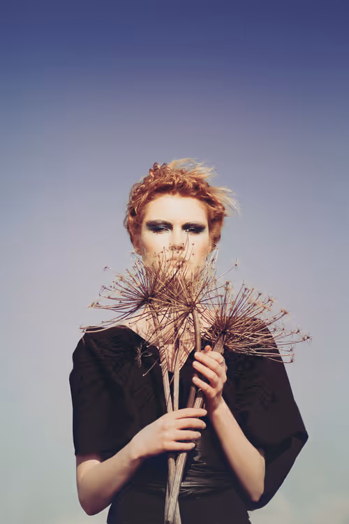 Item #113300456265572054290641269231913614430655375386256613734739386369874048581633 Media