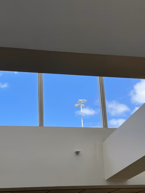 Item #56195840355553558991819986238373964036805936988813857188638248869069284442113 Media