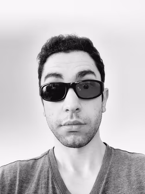 Item #6055281455517688294560647184186314889689200787096308313844441853623185440769 Media