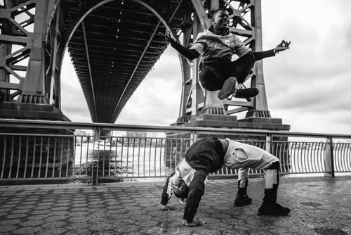 Item #17236629451747294807737001379297884766294275287106215027979615255449653215233 Media