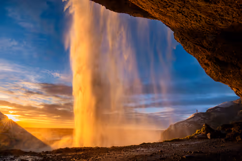 Item #21220469228534161722966740220047830052013954901573509815299023105034700193793 Media