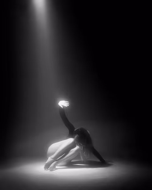 Item #76972977707193071522574821208871673376940529414022184247731725538938585088001 Media