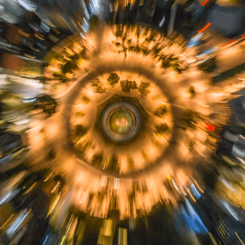 Item #16118904740387448661371902629584451832681115986323889501686969374545819992065 Media