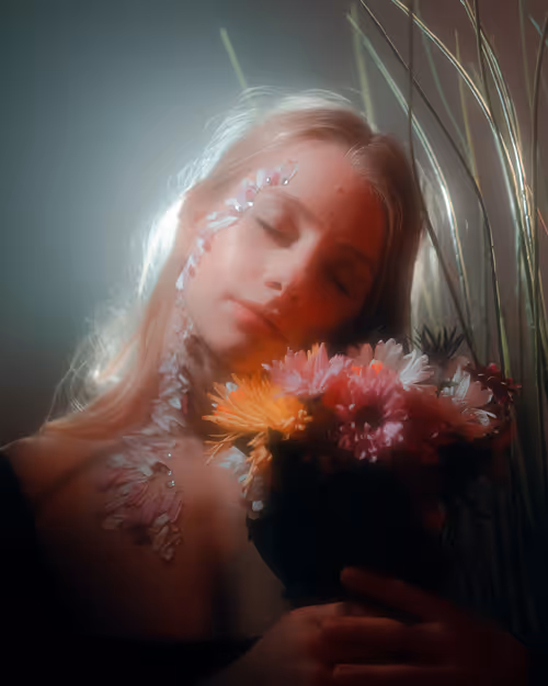 Item #76972977707193071522574821208871673376940529414022184247731725544436143226881 Media