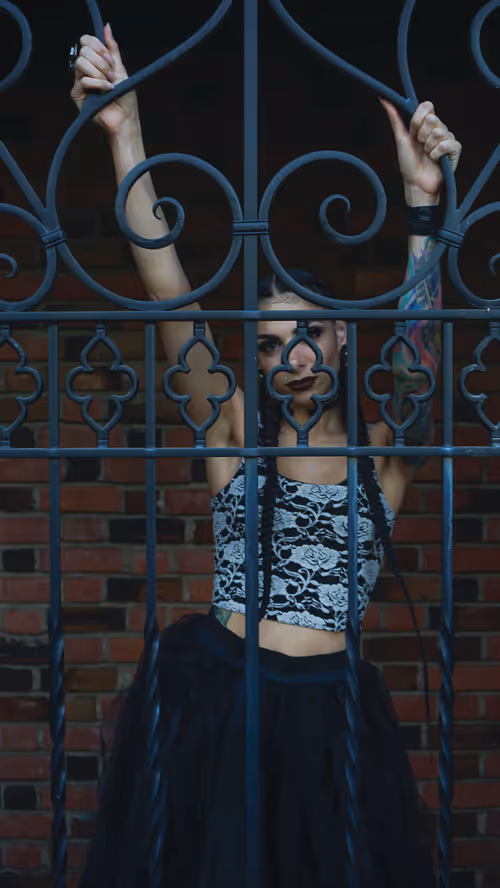 Item #75549937673256164570194790433587137201124843367167804247091585047048908439553 Media