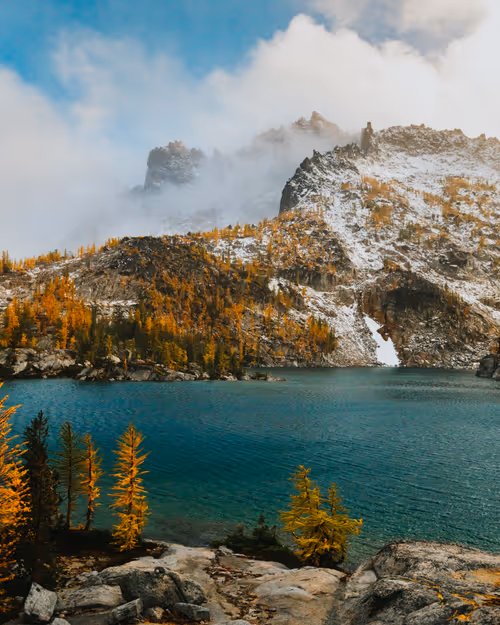 Item #11724833867030775132241085553592039053623098659522650139885247796574110613505 Media