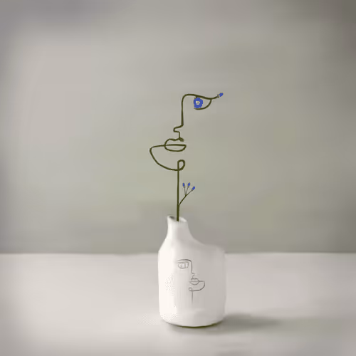 Item #90986983357821418314962115383279149498791476297615065217458946318224645423105 Media