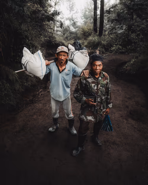 Item #86385672013831146465548650078662187187055141490040132723525304209450695917569 Media