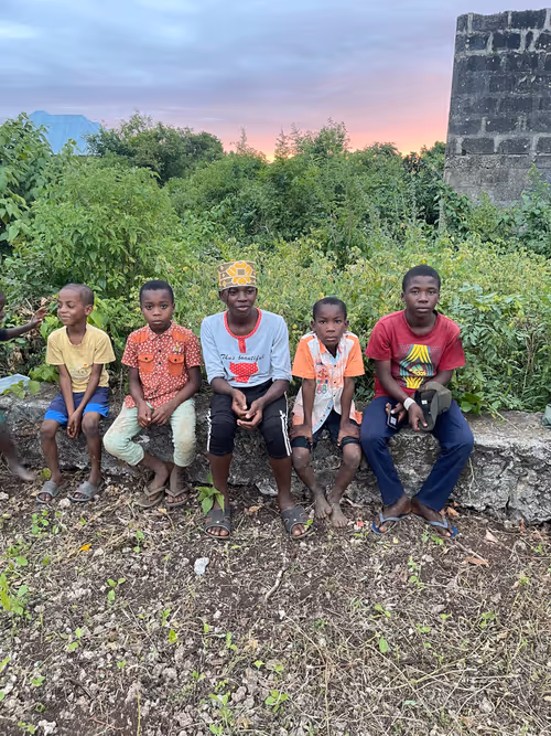 Item #56530305856873044538432398284863534629258124797706589154643470575884820283393 Media